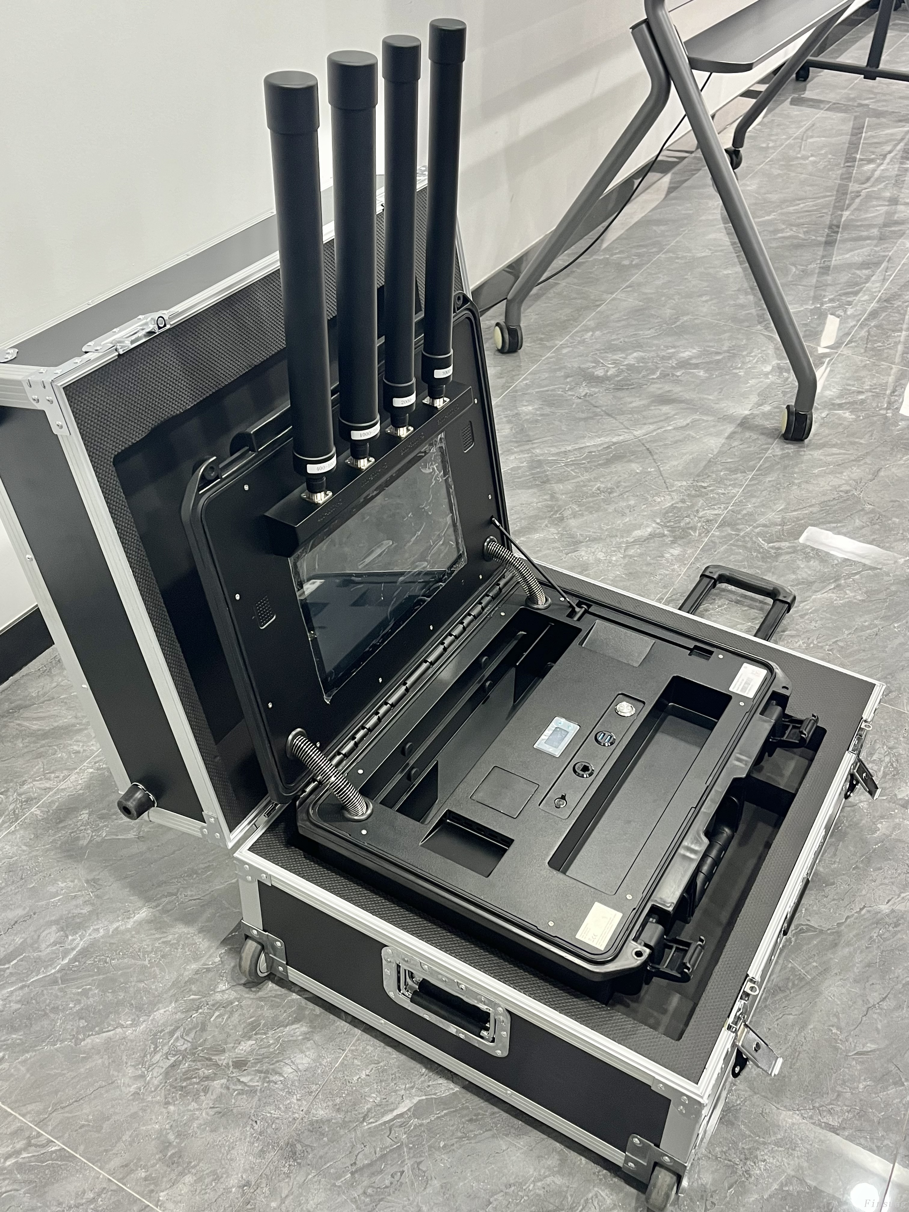 Detector de drones portátil, seguimiento de UAV, sistema anti drones